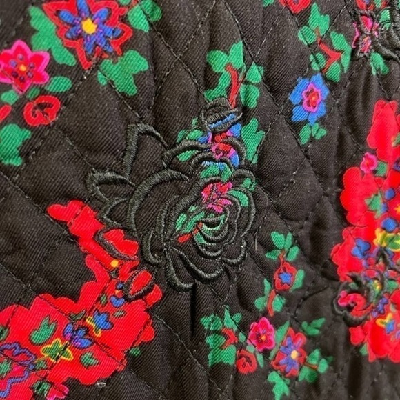 Carlisle 2 PC Silk Wool Black Floral skirt & Jacket Set Suit NWOT Sz 12 - Picture 7 of 8